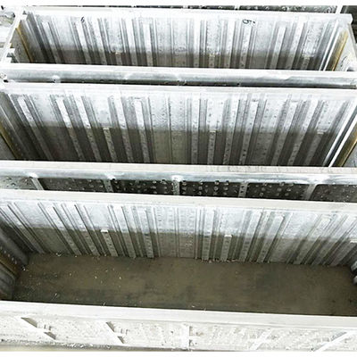 Formage en polystyrène étendu à bande décorative avec revêtement de surface